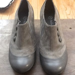Women's gray BellaVita shoes size 8.5